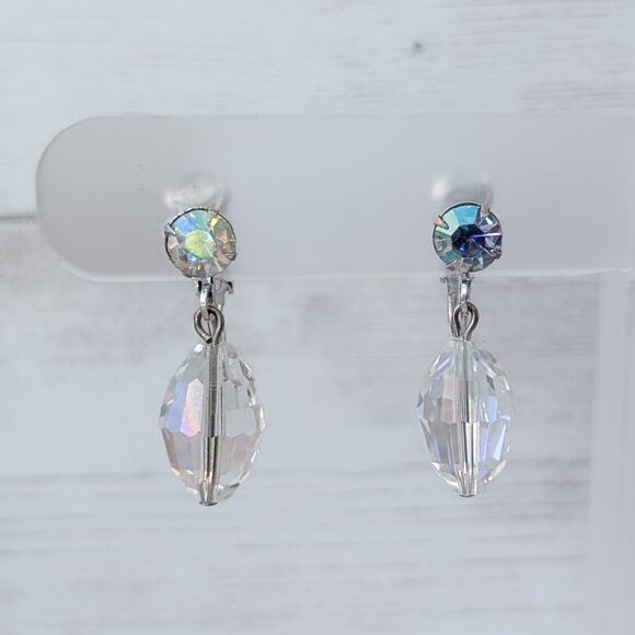 Vintage Screw Back Earrings Stunning Iridescent Dangle Earrings - Picture 3 of 6